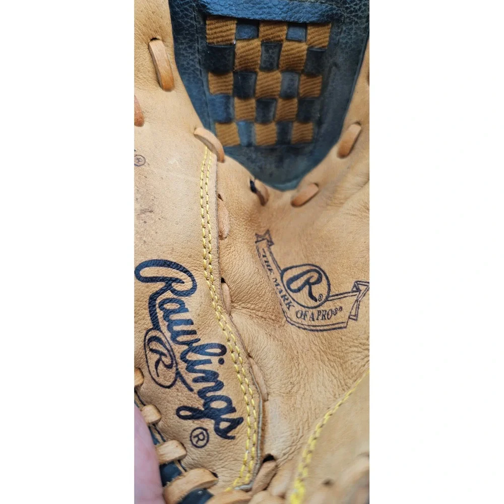 Rawlings 9 inch‎ JD9TB Youth gloves